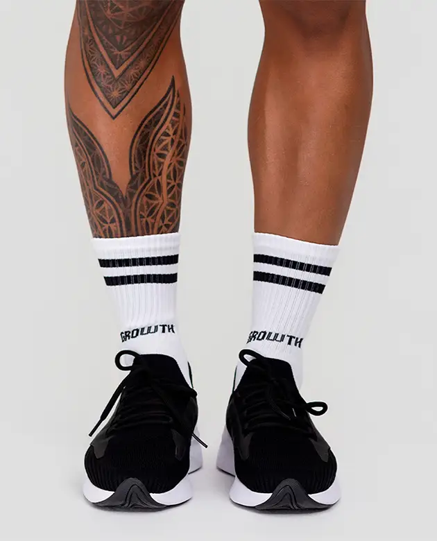 TENIS ESSENTIAL PRETO- GROWTH